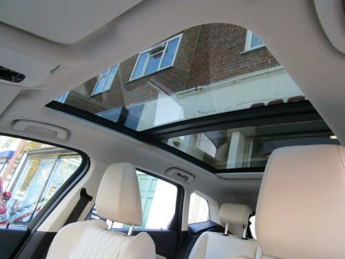 BMW 2 Series  1.5 220i MHT Luxury DCT Euro 6 (s/s) 5dr