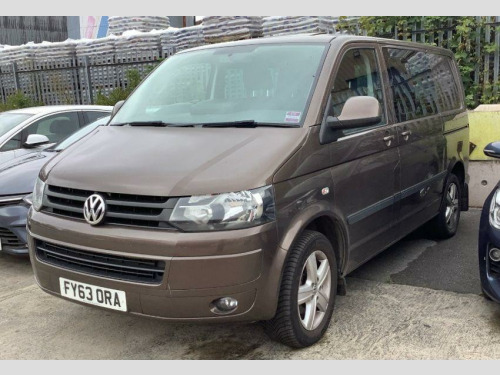 Volkswagen Transporter  2.0 BiTDI T30 Highline Kombi DSG 4MOTION L1 H1 4dr