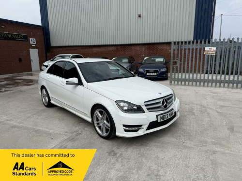 Mercedes-Benz C-Class C250 2.1 C250 CDI BlueEfficiency AMG Sport Euro 5 (s/s) 4dr