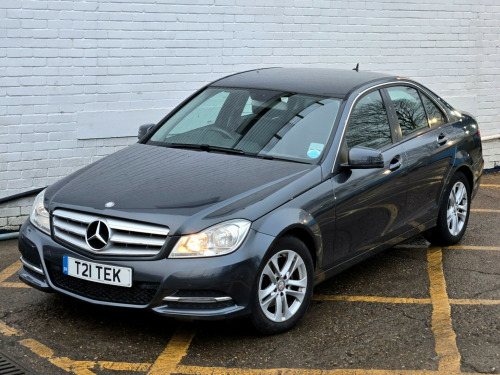 Mercedes-Benz C-Class C180 1.6 C180 BlueEfficiency Executive SE G-Tronic+ Euro 5 (s/s) 4dr