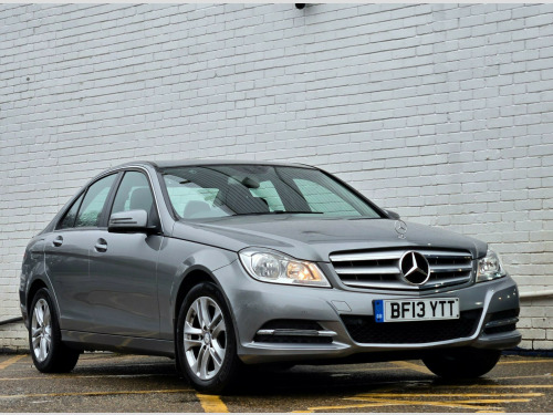 Mercedes-Benz C-Class C180 1.6 C180 BlueEfficiency Executive SE G-Tronic+ Euro 5 (s/s) 4dr