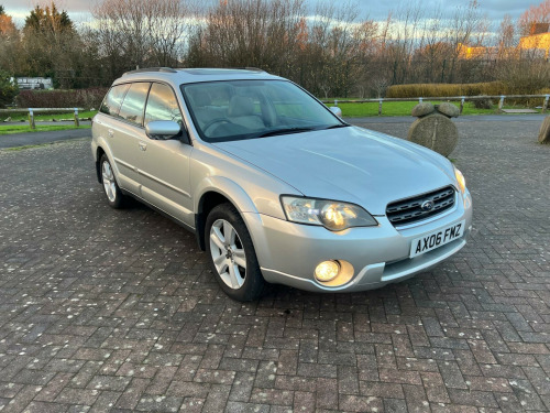 Subaru Outback  3.0 Rn 5dr