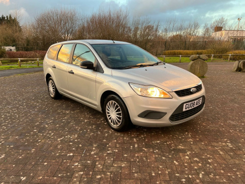 Ford Focus  1.6 Studio 5dr