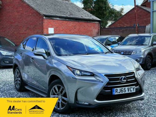Lexus NX 300h  2.5 300h Luxury E-CVT 4WD Euro 6 (s/s) 5dr