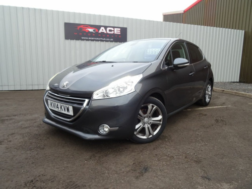 Peugeot 208  1.2 VTi Allure 5dr, low mileage, 2 keys, Service history