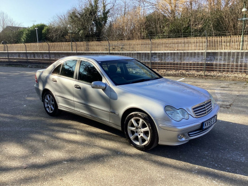 Mercedes-Benz C-Class C180 Kompressor 1.8 C180 Kompressor Classic SE 4dr