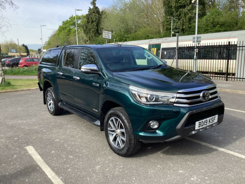 Toyota Hi-Lux  2.4 D-4D Invincible Auto 4WD Euro 6 (s/s) 4dr (TSS)