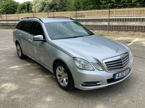 Mercedes-Benz E-Class E220 2.1 E220 CDI BlueEfficiency SE G-Tronic+ Euro 5 (s/s) 5dr