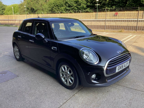 MINI Hatch  1.5 Cooper D Euro 6 (s/s) 5dr