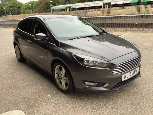 Ford Focus  1.0T EcoBoost Titanium Euro 6 (s/s) 5dr