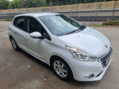 Peugeot 208  1.2 VTi Active Euro 5 5dr