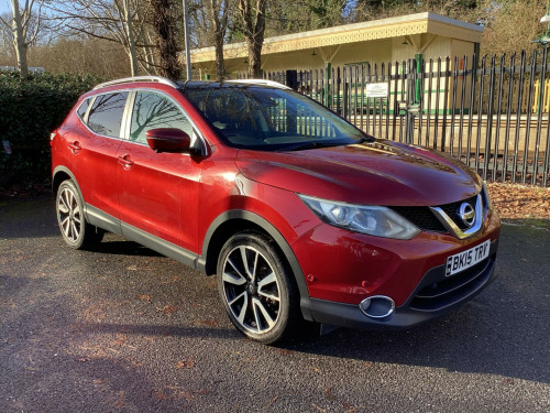 Nissan Qashqai  1.2 DIG-T Tekna 2WD Euro 5 (s/s) 5dr 