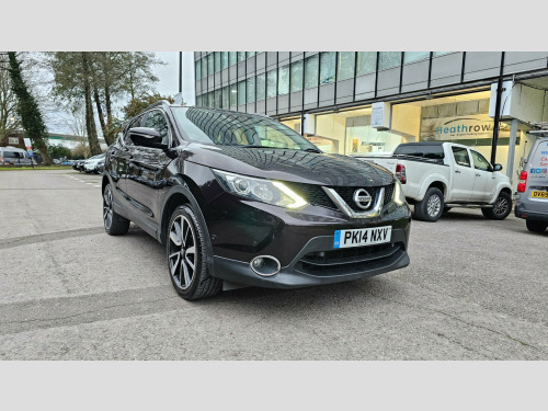 Nissan Qashqai  TEKNA DIG-T 5-Door