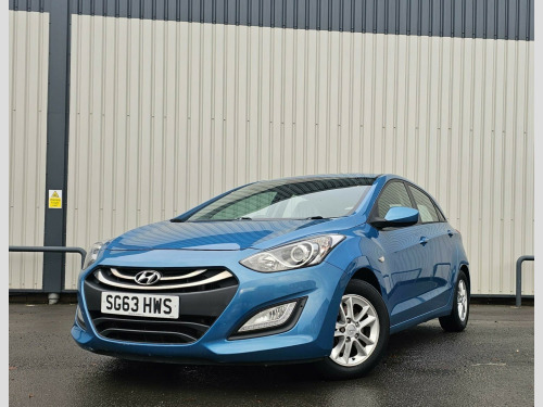 Hyundai i30  1.6 CRDi Active Auto Euro 5 5dr