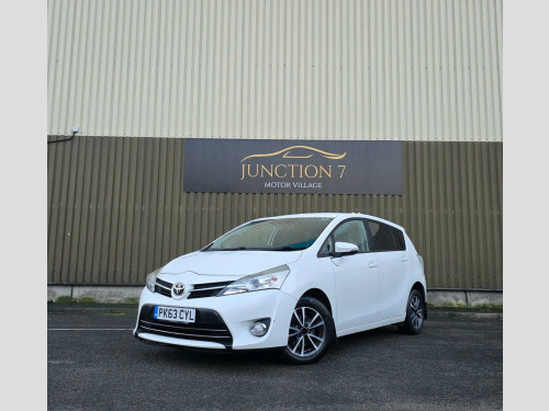Toyota Verso  2.0 D-4D Icon Euro 5 5dr 