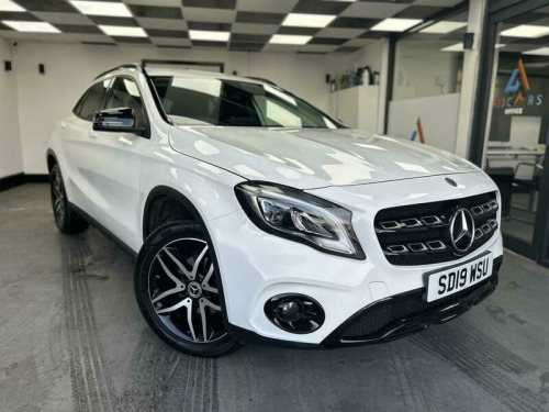 Mercedes-Benz GLA-Class GLA180 1.6 GLA180 Urban Edition Euro 6 (s/s) 5dr