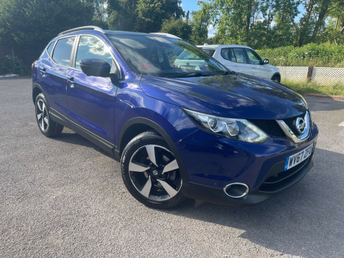 Nissan Qashqai  N-VISION DCI 5-Door