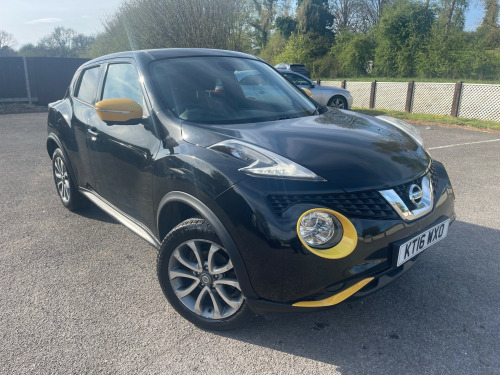 Nissan Juke  TEKNA XTRONIC 5-Door