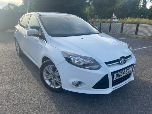 Ford Focus  TITANIUM NAVIGATOR 5-Door