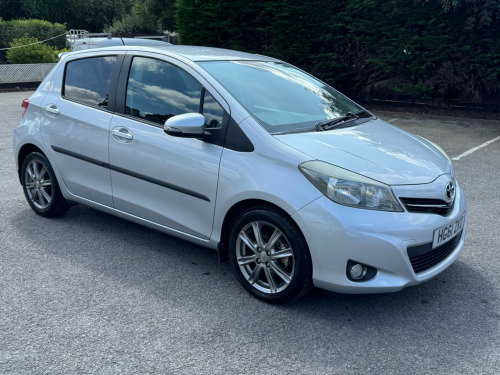 Toyota Yaris  1.33 Dual VVT-i SR Hatchback 5dr Petrol Multidrive S Euro 5 (101 ps)