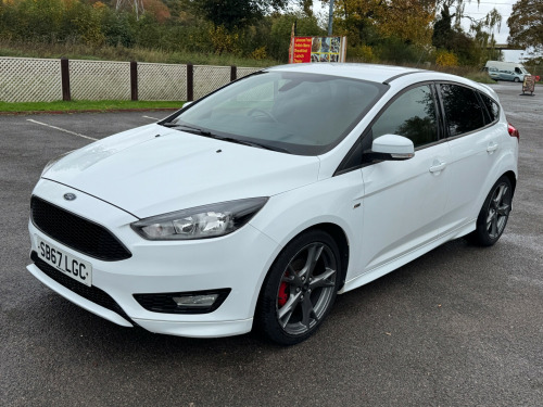 Ford Focus  ST-LINE X 5-Door 