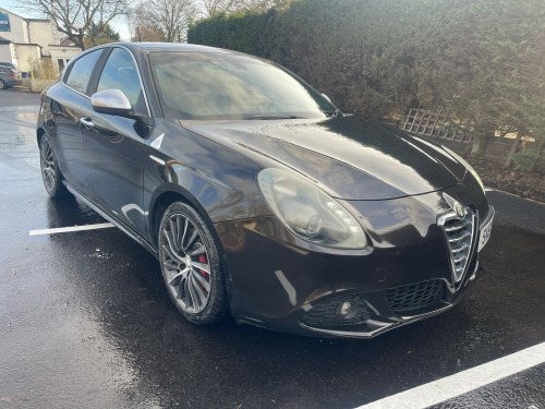 Alfa Romeo Giulietta  1750 TBi Cloverleaf Hatchback 5dr Petrol Manual Euro 5 (235 bhp) 