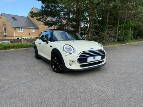 MINI Hatch  1.5 Cooper Euro 6 (s/s) 3dr