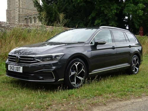 Volkswagen Passat  GTE ADVANCE DSG PHEV 5-Door