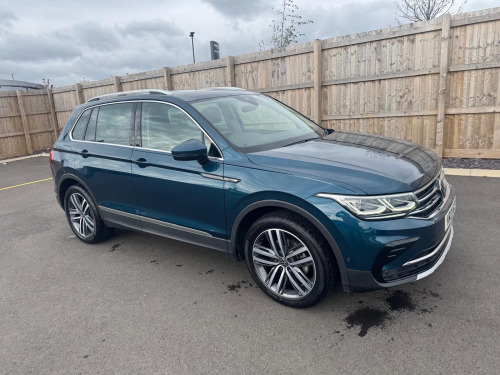 Volkswagen Tiguan  2.0 TDI Elegance SUV 5dr Diesel DSG Euro 6 (s/s) (150 ps)