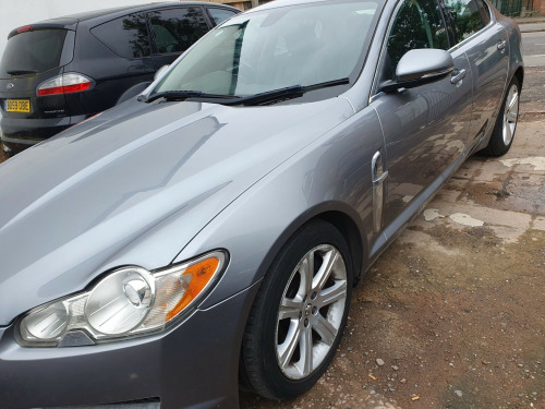 Jaguar XF  V6 LUXURY 4-Door