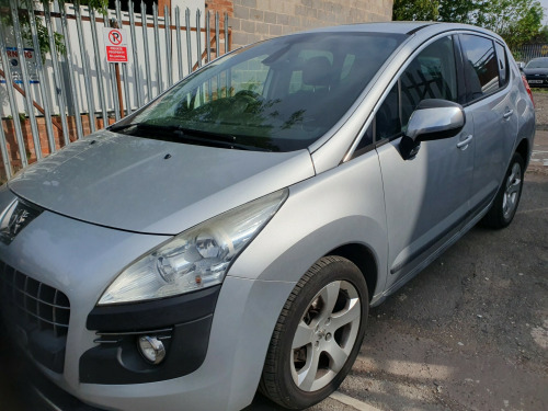 Peugeot 3008 Crossover  HDI STYLE 5-Door
