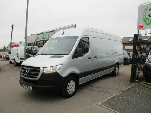 Mercedes-Benz Sprinter  2.0 315 CDI Premium Panel Van 5dr Diesel Manual RWD L3 H2 Euro 6 (s/s) (150