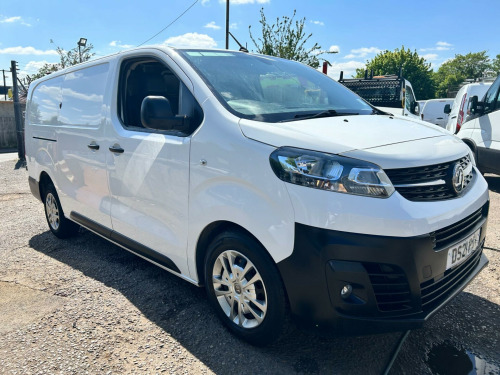 Vauxhall Vivaro  1.5 Turbo D 2900 Dynamic L2 H1 Euro 6 (s/s) 6dr