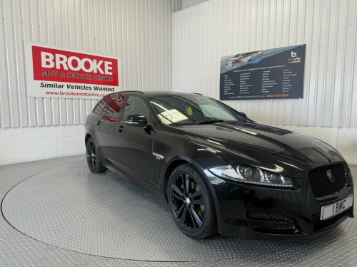 Jaguar XF  2.2d R-Sport Black Sportbrake Auto Euro 5 (s/s) 5dr