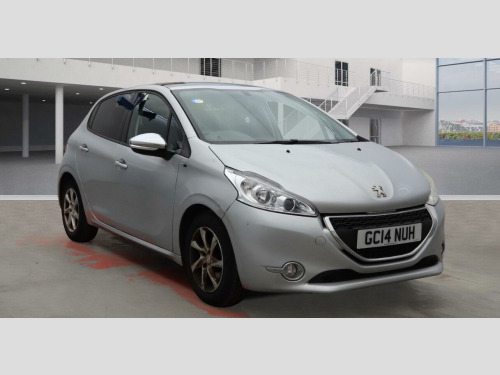 Peugeot 208  1.2 VTi Style Euro 5 5dr