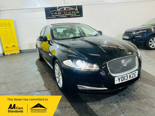 Jaguar XF  2.2d Premium Luxury Auto Euro 5 (s/s) 4dr