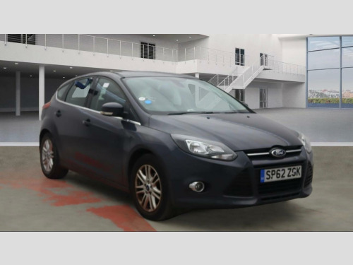 Ford Focus  1.0T EcoBoost Titanium Euro 5 (s/s) 5dr