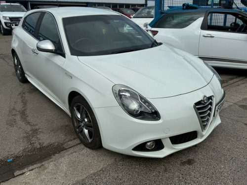 Alfa Romeo Giulietta  2.0 JTDM-2 Exclusive Euro 5 (s/s) 5dr