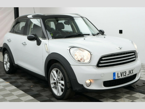 MINI Countryman  2.0 Cooper D SUV 5dr Diesel Auto Euro 5 (112 ps)