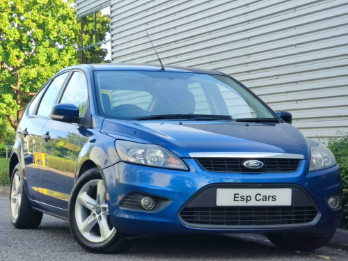Ford Focus  1.6 Zetec 5dr
