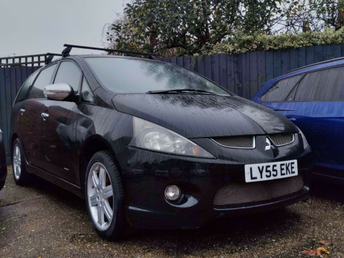 Mitsubishi Grandis  2.4 Warrior 5dr