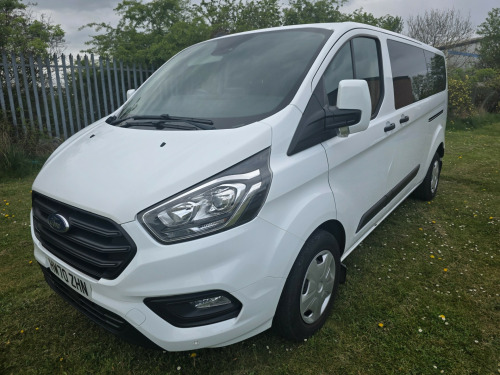 Ford Transit Custom  320 TREND ECOBLUE 9 SEAT 5-Door MINIBUS