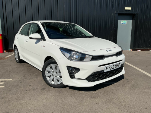 Kia Rio Hatchback 1