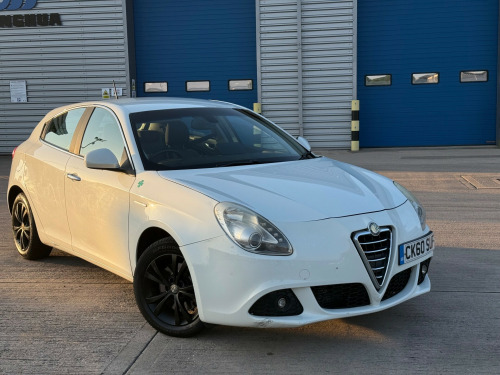 Alfa Romeo Giulietta  JTDM-2 LUSSO 5-Door