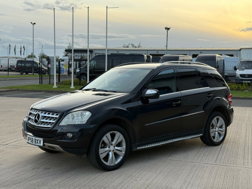 Mercedes-Benz M-Class ML320 3.0 ML320 CDI Sport SUV 5dr Diesel 7G-Tronic (254 g/km, 221 bhp)