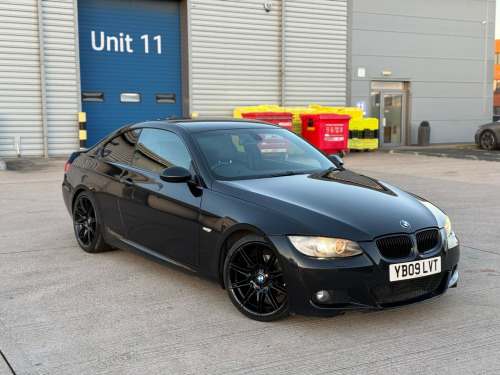 BMW 3 Series  2.0 320d M Sport Coupe 2dr Diesel Steptronic Euro 4 (177 ps)