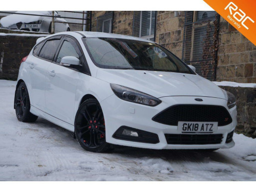 Ford Focus  2.0T EcoBoost ST-3 Euro 6 (s/s) 5dr