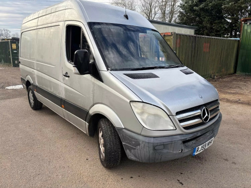 Mercedes-Benz Sprinter  313 CDI MWB