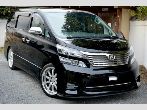 Toyota Vellfire  2.4 ZR-G Hybird 4WD Leather-Sunroof