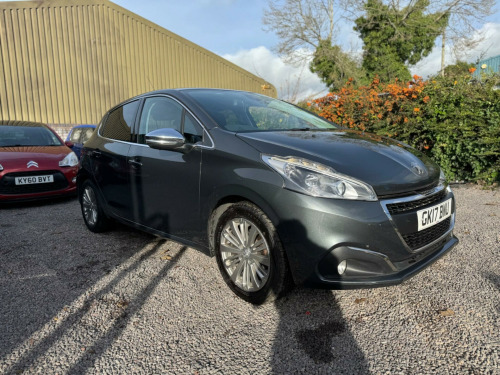 Peugeot 208  1.2 PureTech Allure Euro 6 5dr